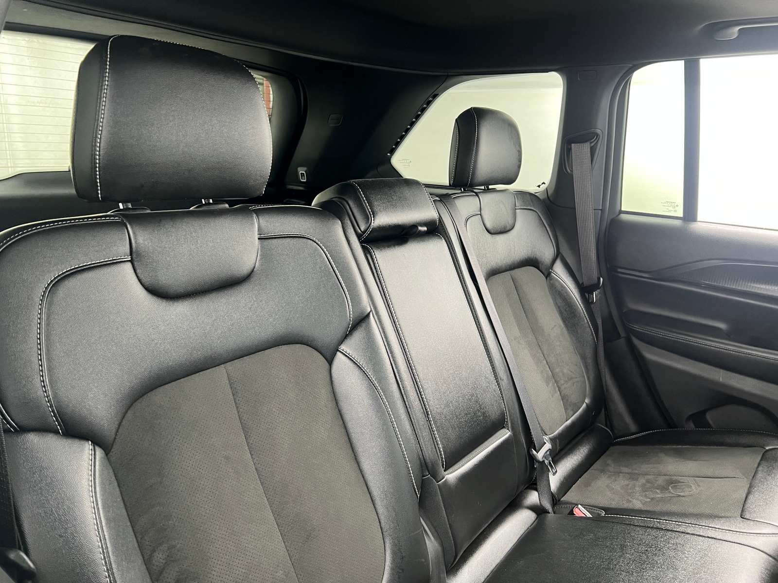 Thumbnail: 2023 Jeep Grand Cherokee - 5