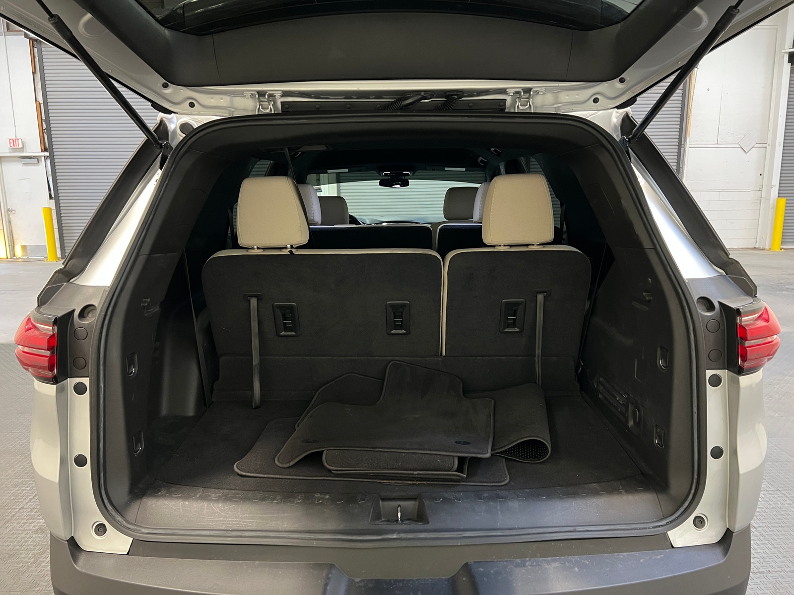 Thumbnail: 2022 Chevrolet Traverse - 7