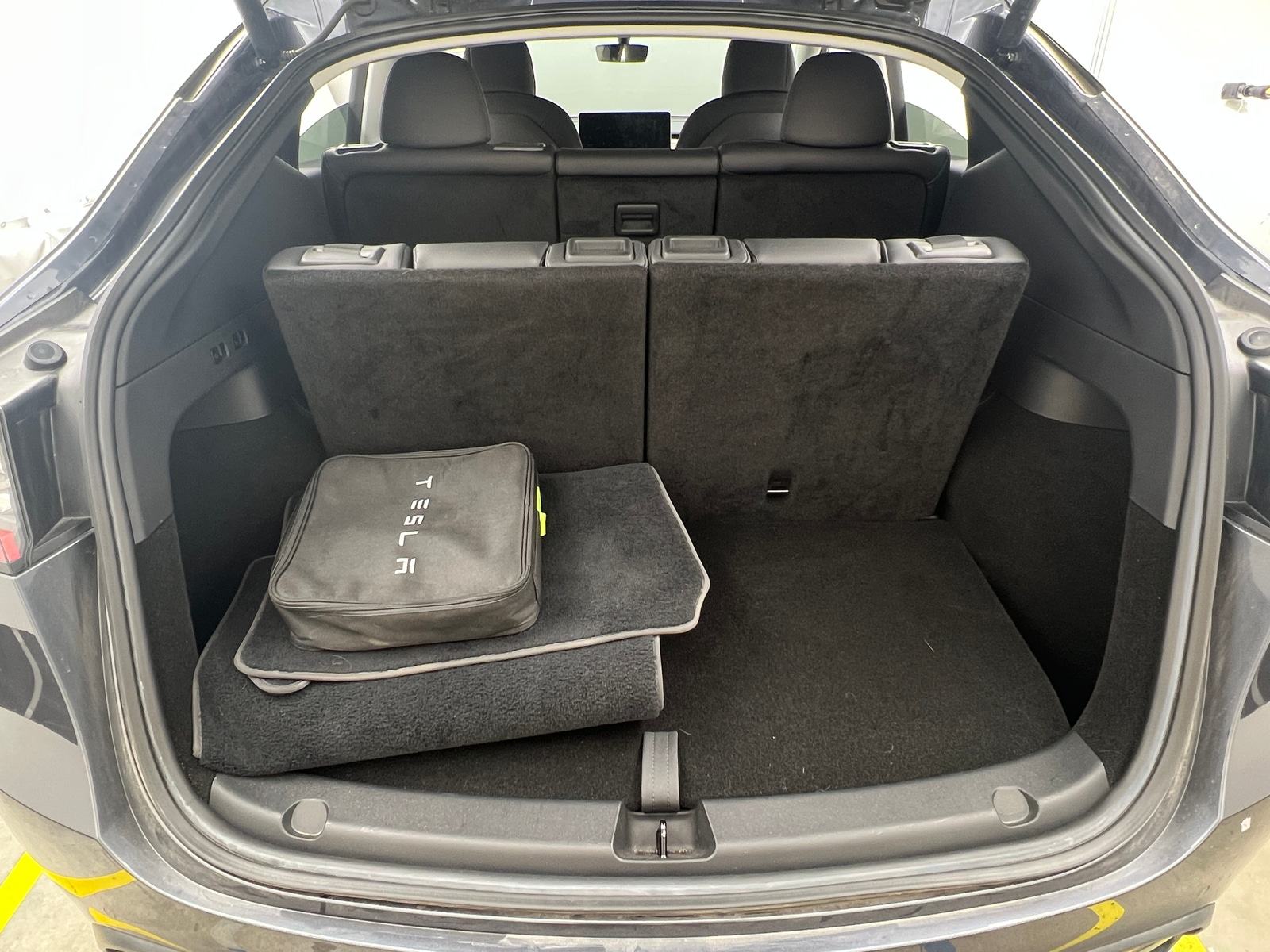 Thumbnail: 2022 Tesla Model Y - 6