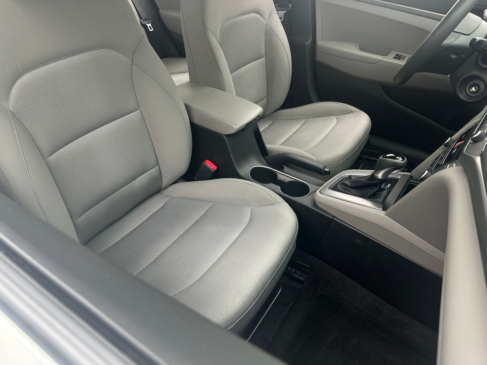 Thumbnail: 2017 Hyundai Elantra - 2