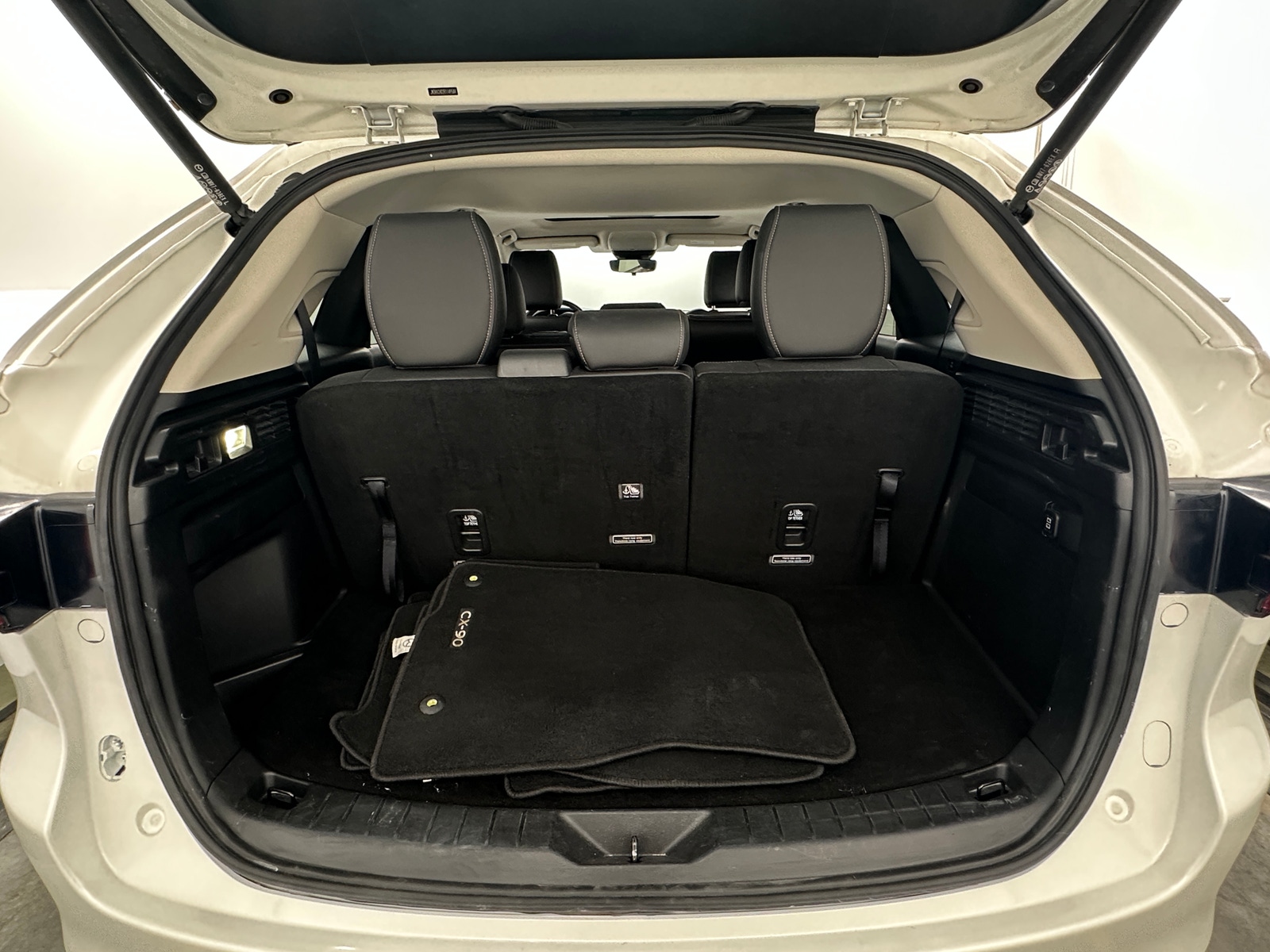 Thumbnail: 2024 Mazda CX-90 - 6