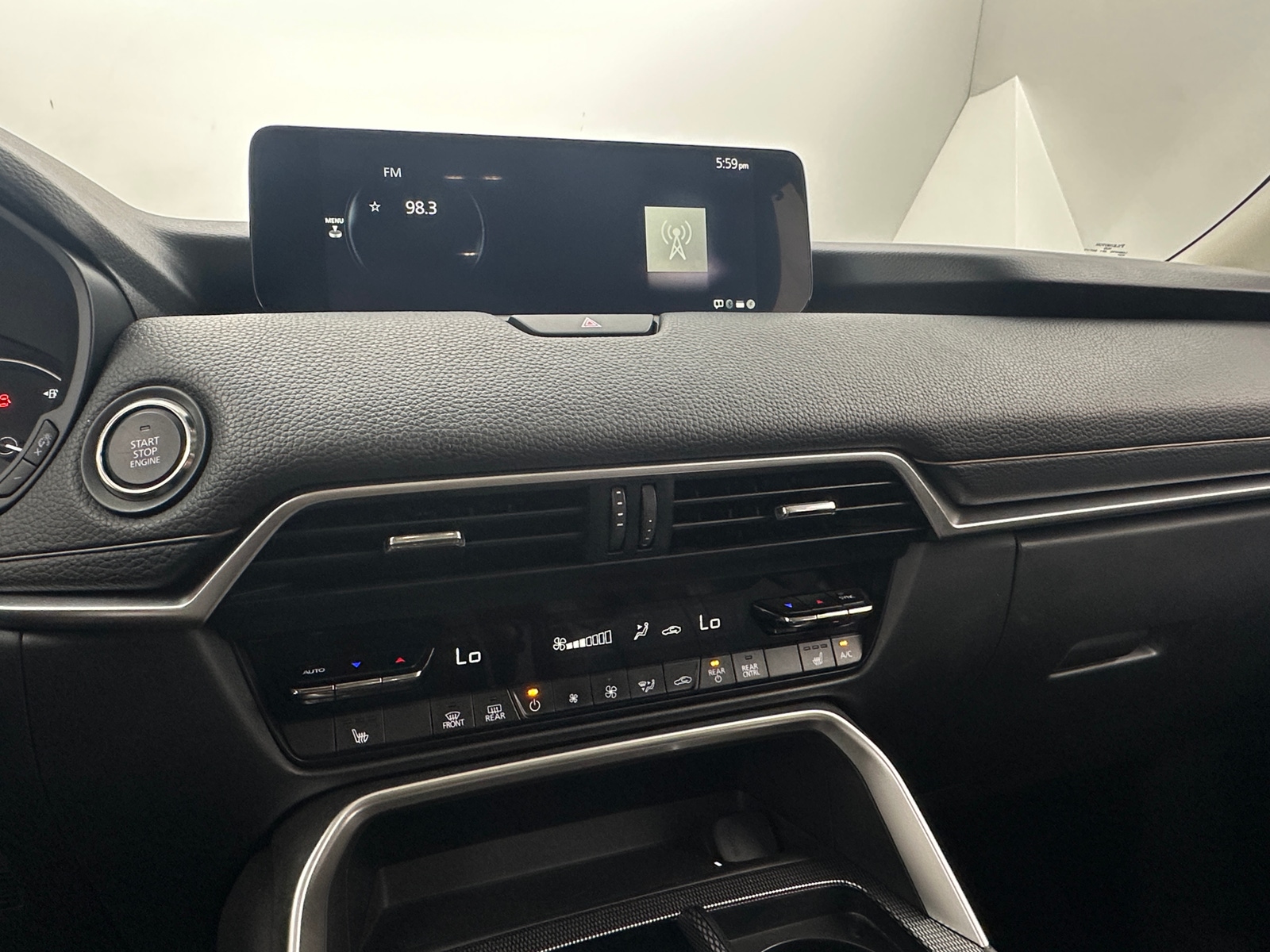 Thumbnail: 2024 Mazda CX-90 - 3