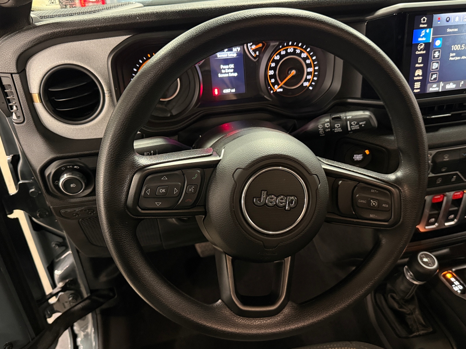 Thumbnail: 2025 Jeep Wrangler - 5