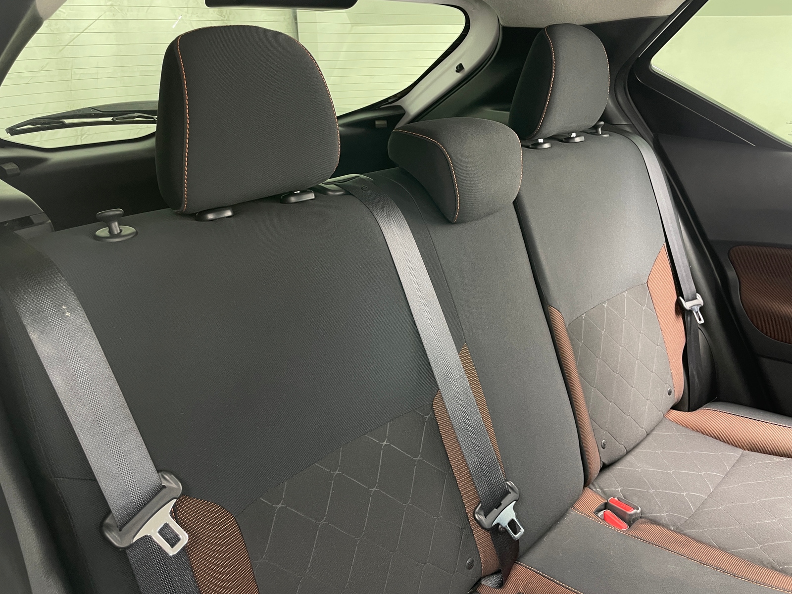 Thumbnail: 2018 Nissan Kicks - 6