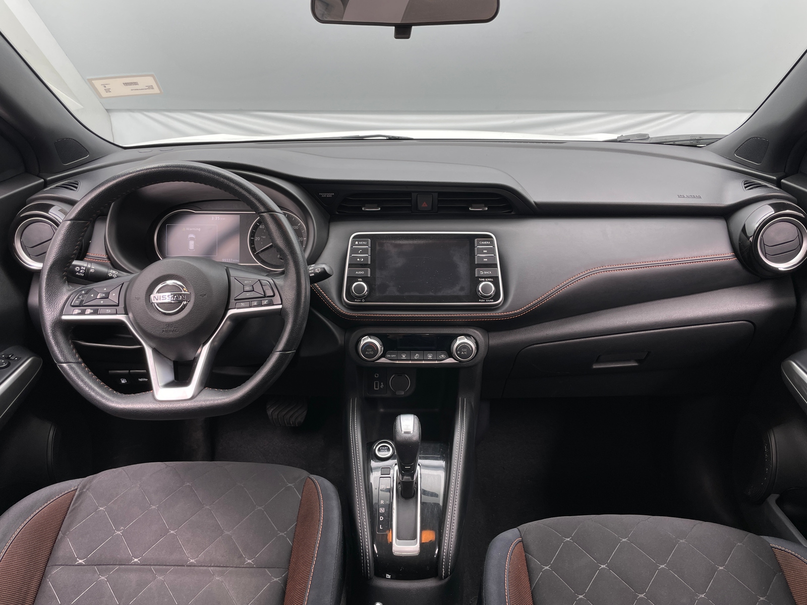 Thumbnail: 2018 Nissan Kicks - 3