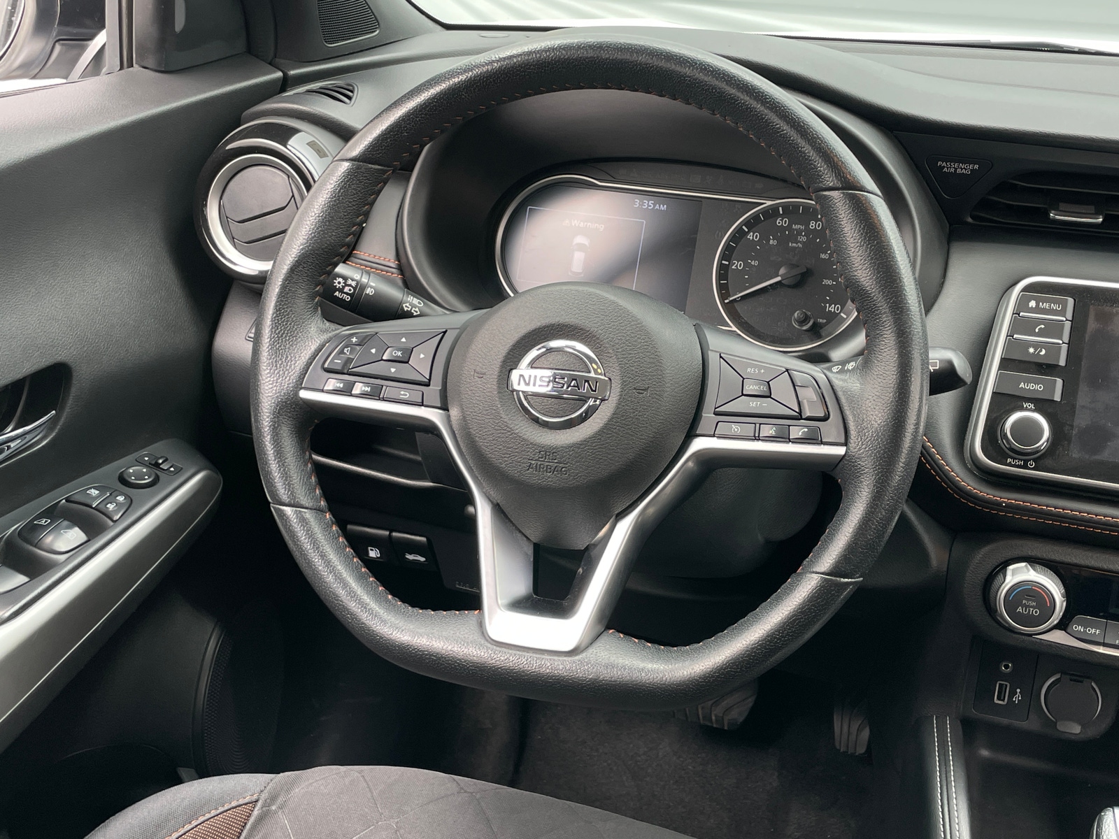 Thumbnail: 2018 Nissan Kicks - 5