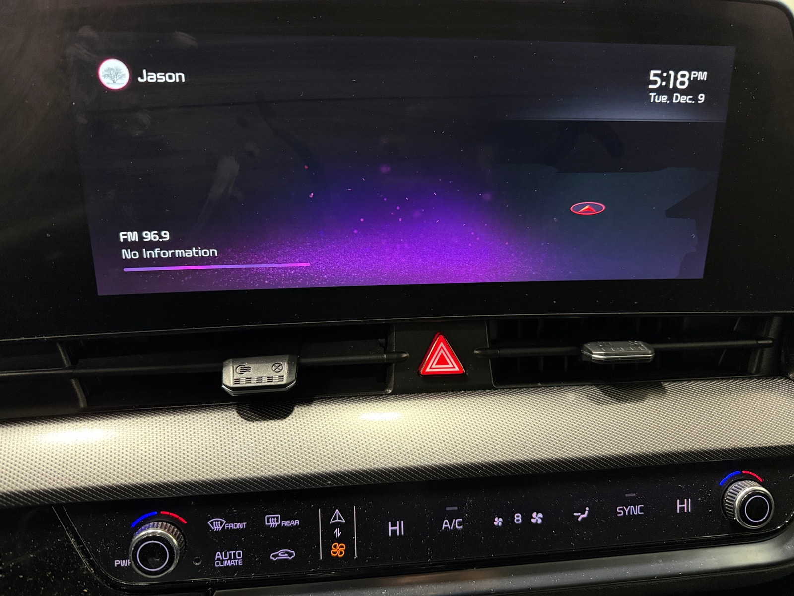 Thumbnail: 2023 Kia Sportage - 3