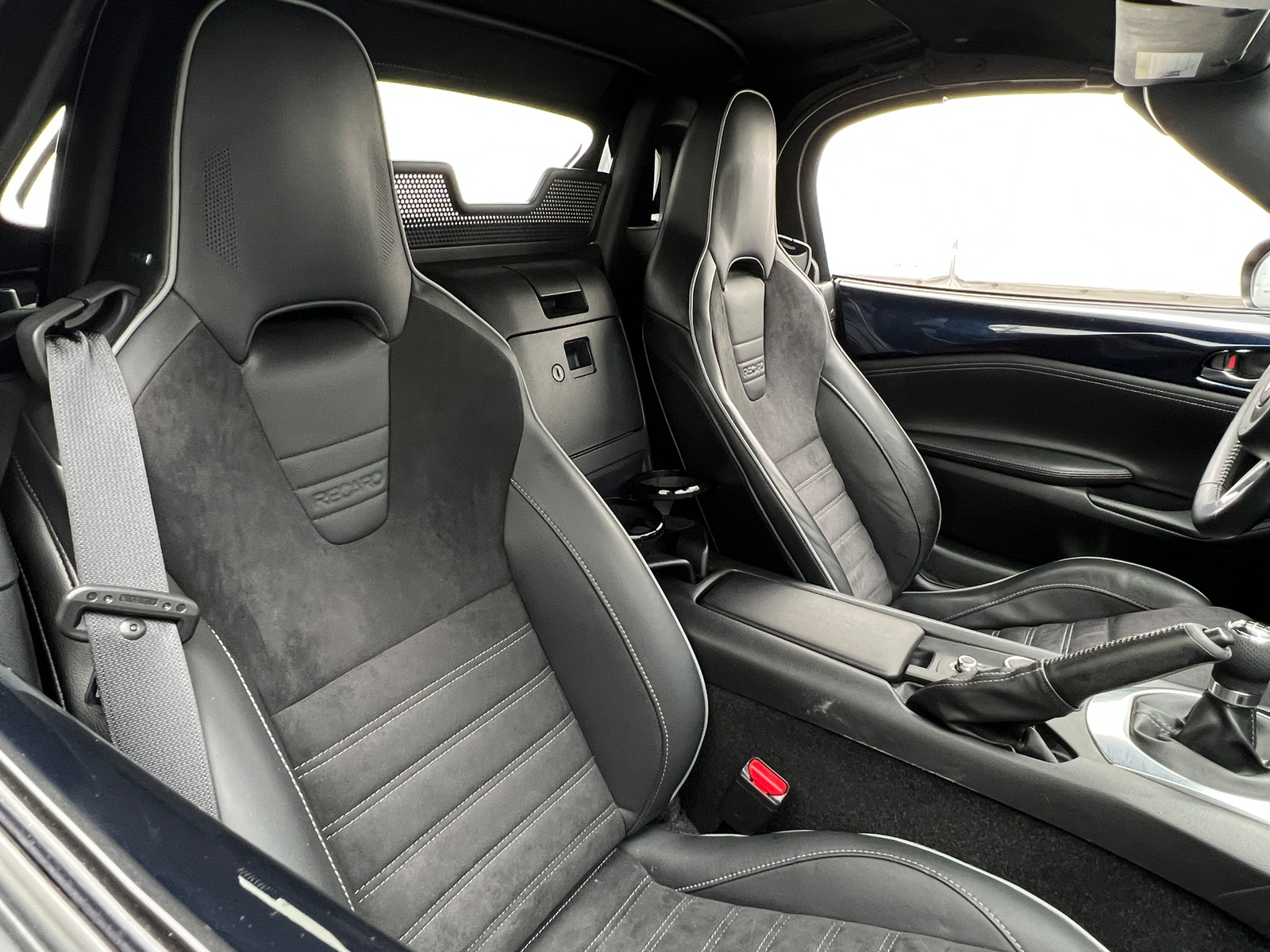 Thumbnail: 2023 Mazda MX-5 Miata - 2