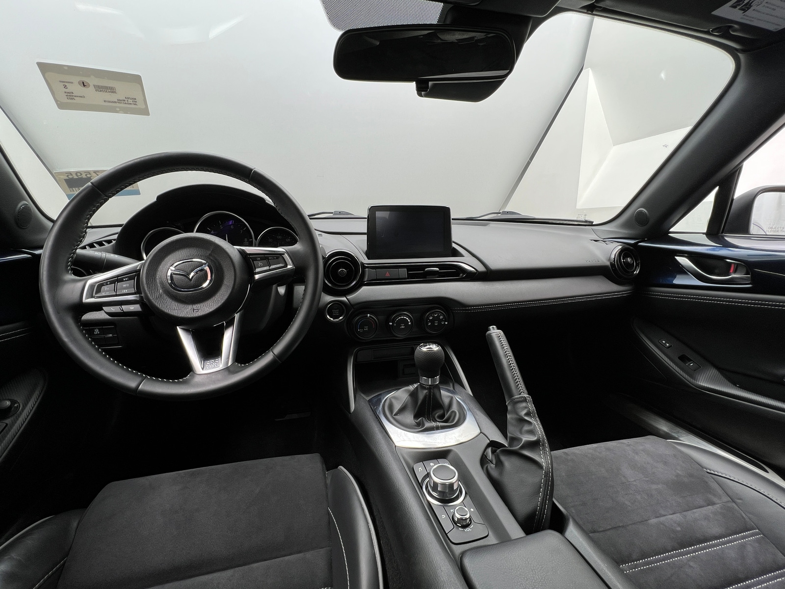 Thumbnail: 2023 Mazda MX-5 Miata - 3