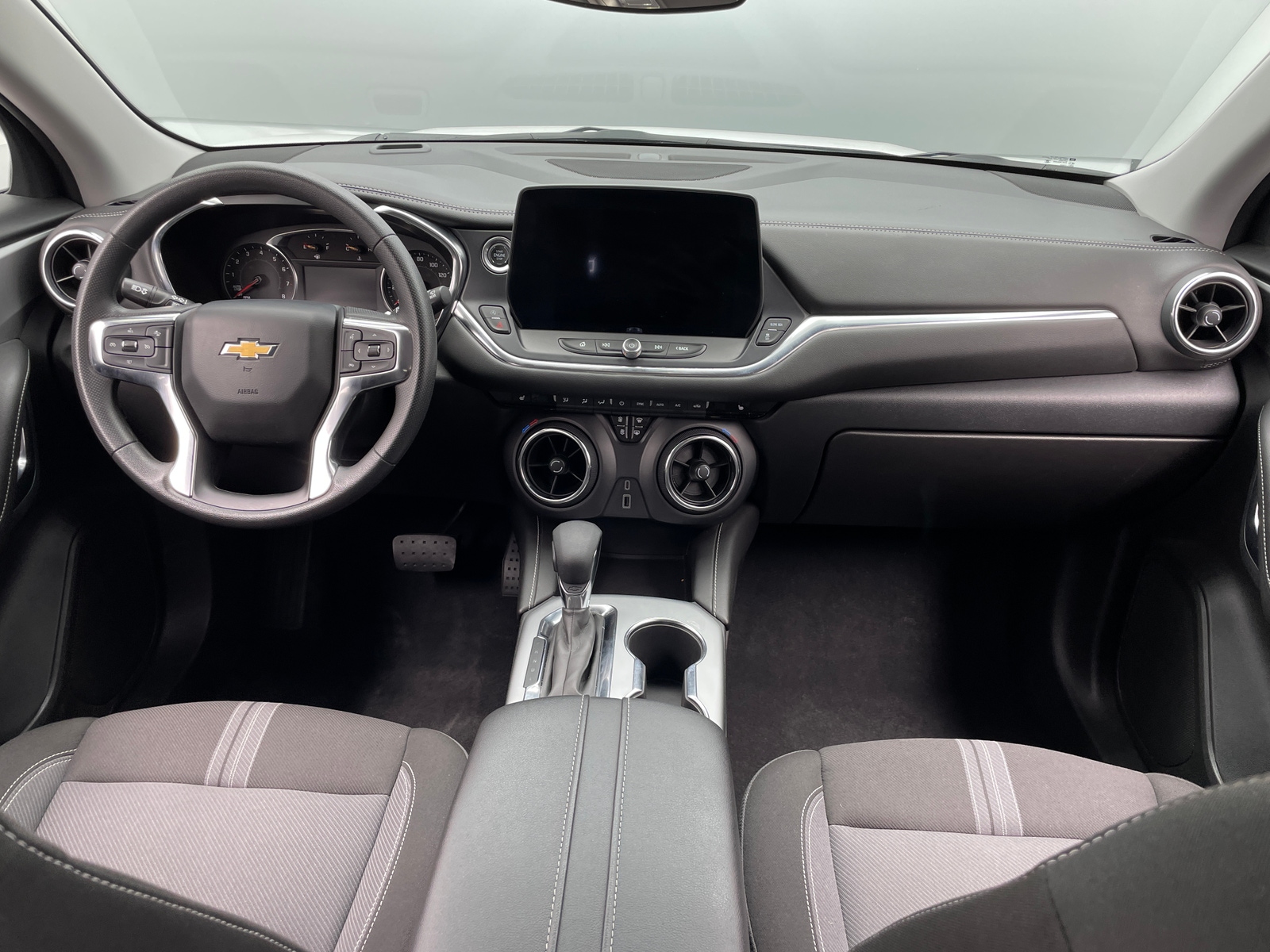 Thumbnail: 2025 Chevrolet Blazer - 3