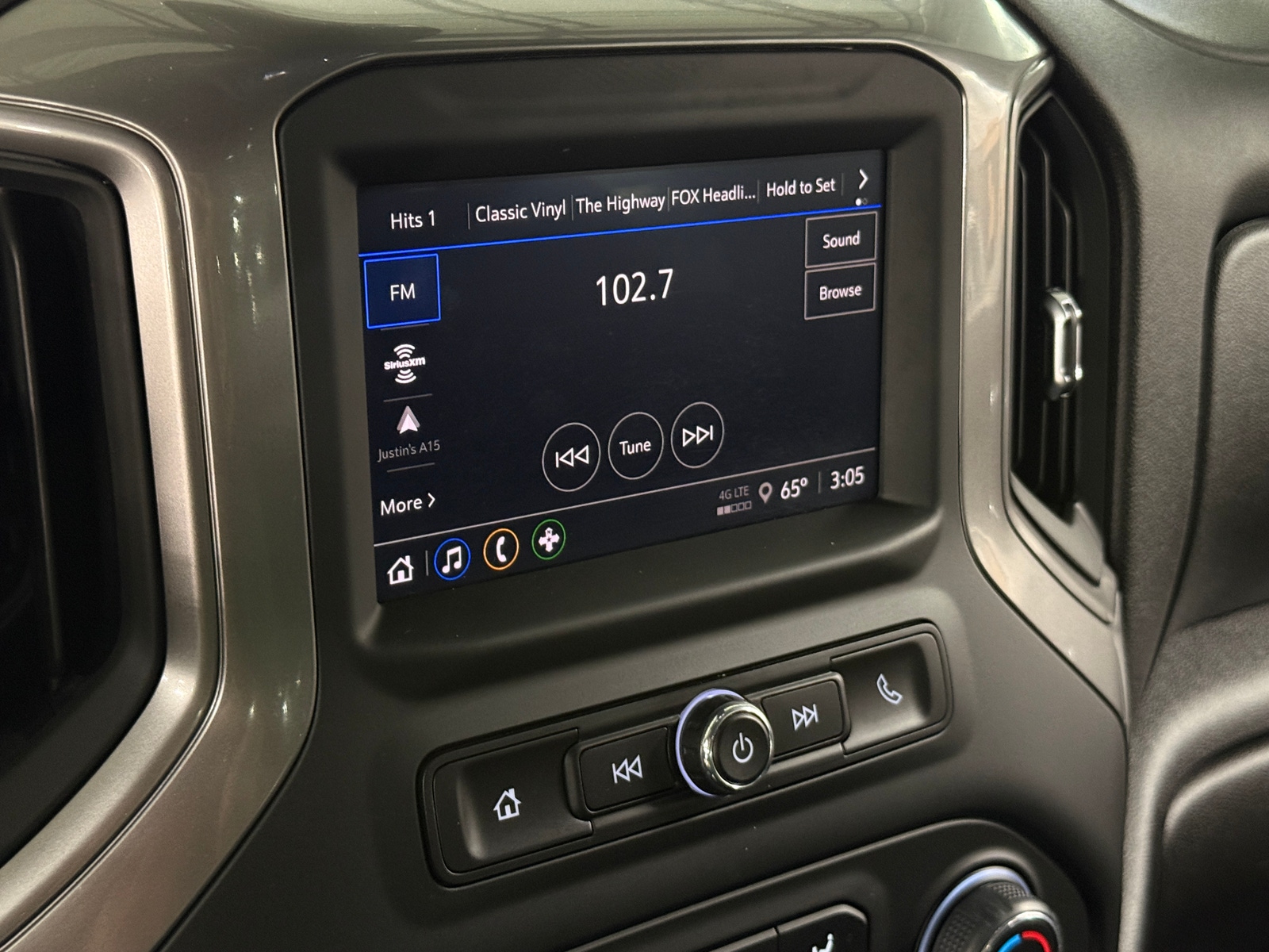 Thumbnail: 2024 Chevrolet Silverado 2500 - 4