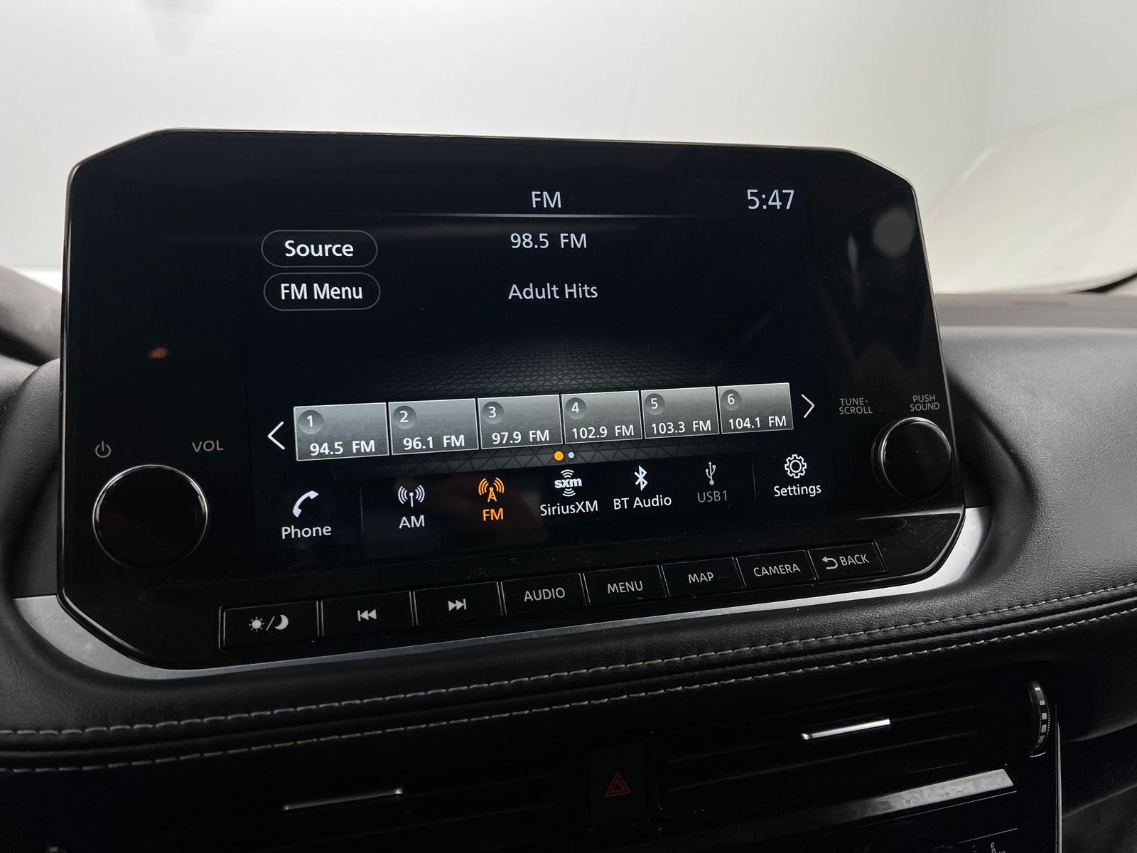 Thumbnail: 2023 Nissan Rogue - 3