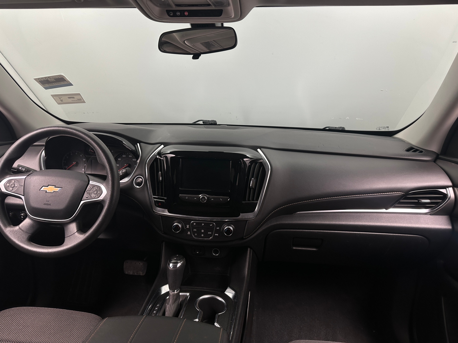 Thumbnail: 2020 Chevrolet Traverse - 3