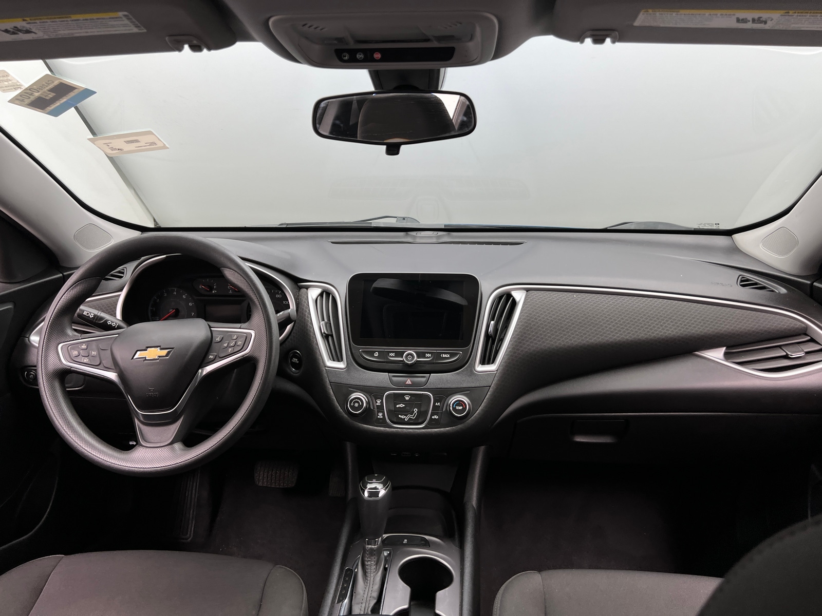 Thumbnail: 2019 Chevrolet Malibu - 3