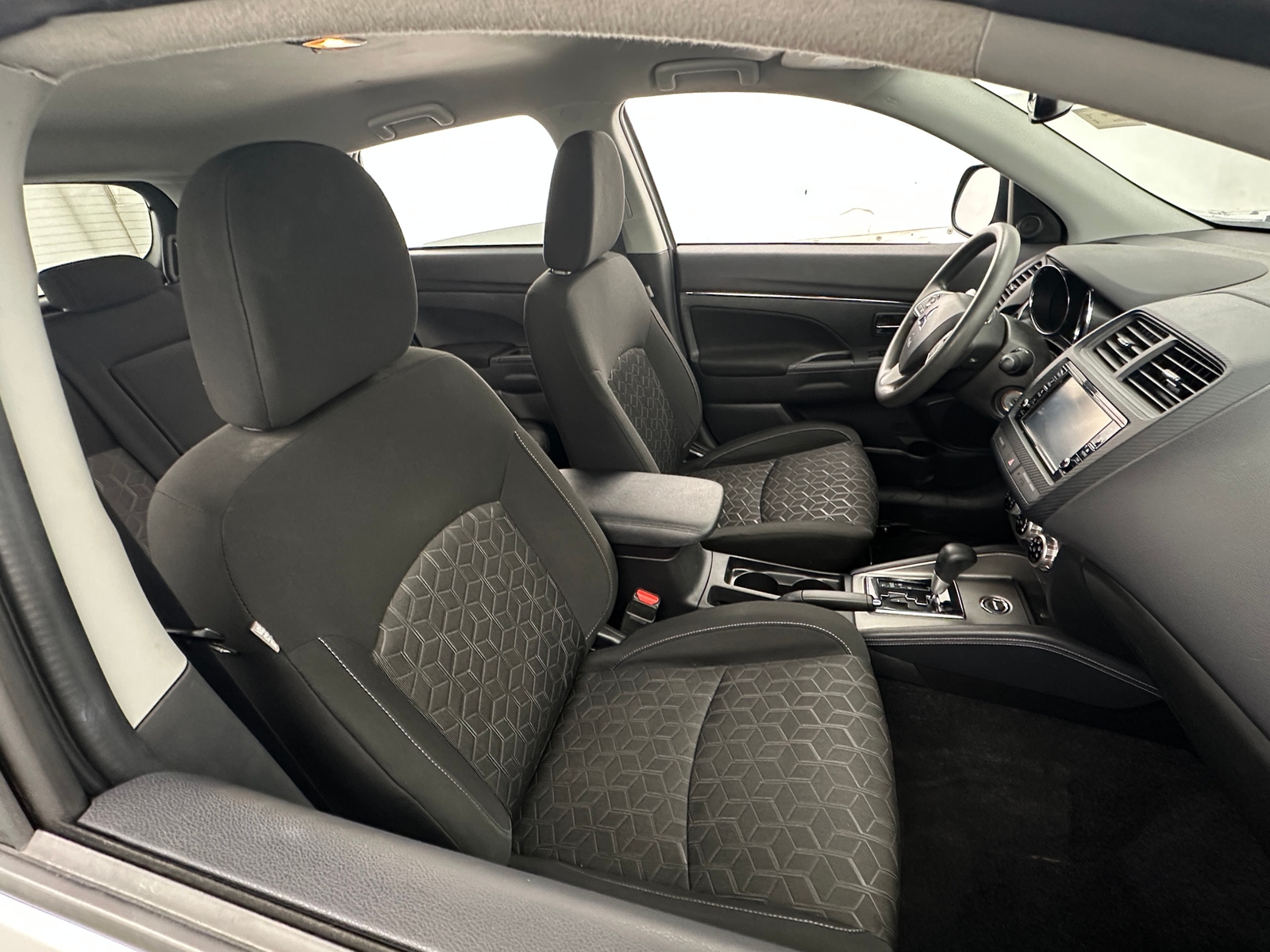 Thumbnail: 2024 Mitsubishi Outlander Sport - 2