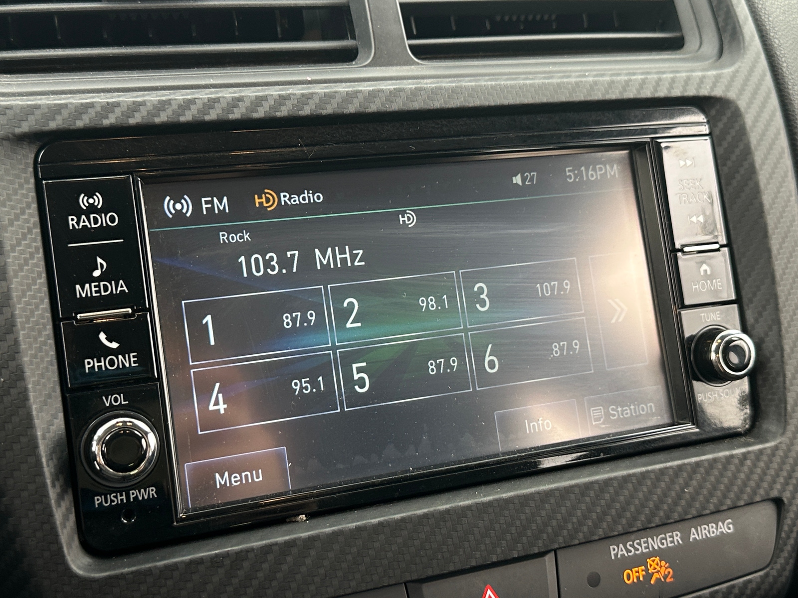 Thumbnail: 2024 Mitsubishi Outlander Sport - 4