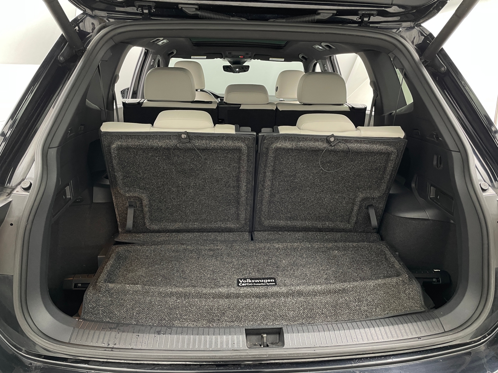 Thumbnail: 2020 Volkswagen Tiguan - 6