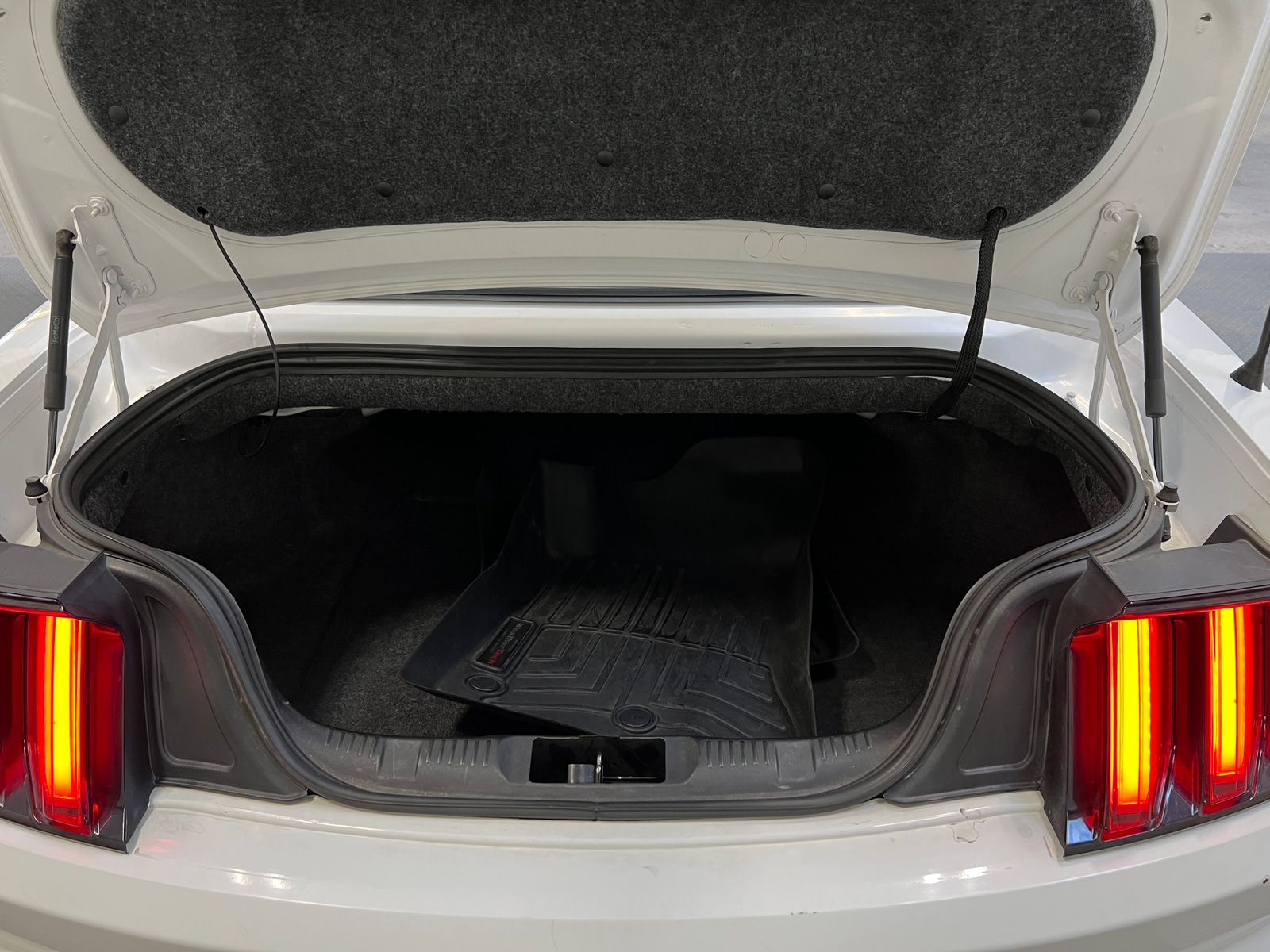 Thumbnail: 2016 Ford Mustang - 7