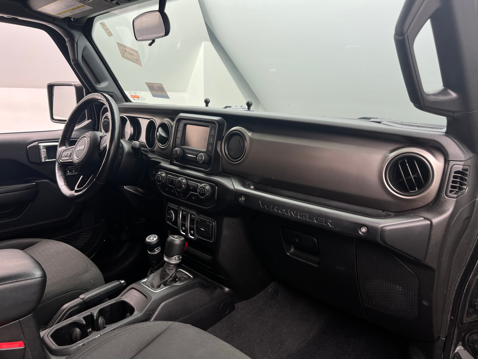 Thumbnail: 2020 Jeep Wrangler - 3