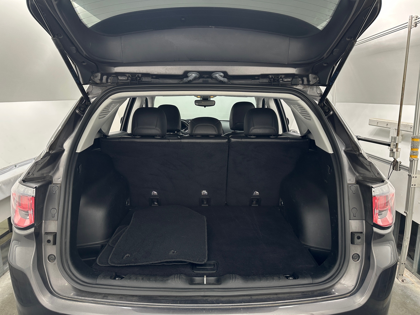 Thumbnail: 2019 Jeep Compass - 7