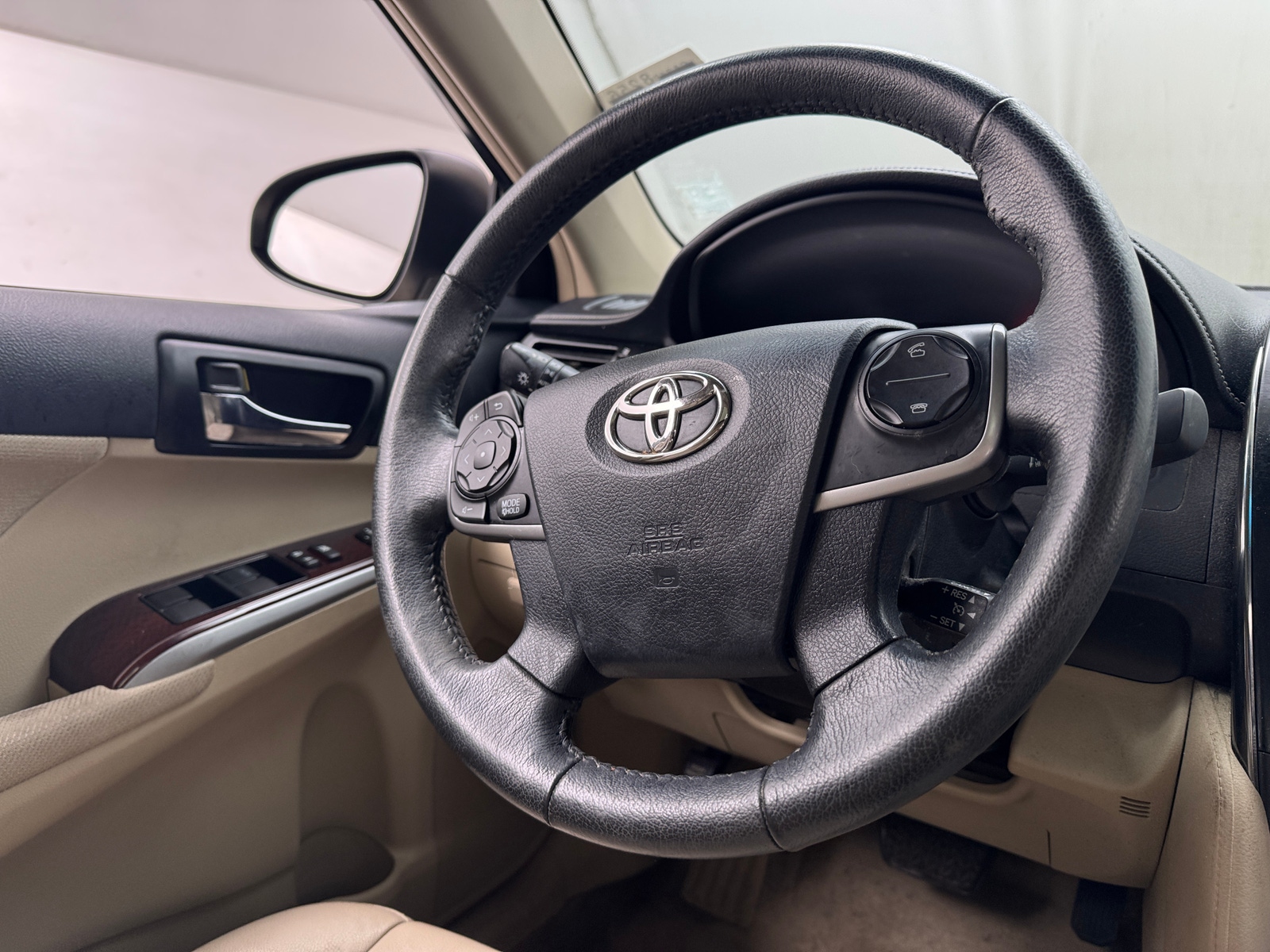 Thumbnail: 2012 Toyota Camry - 5