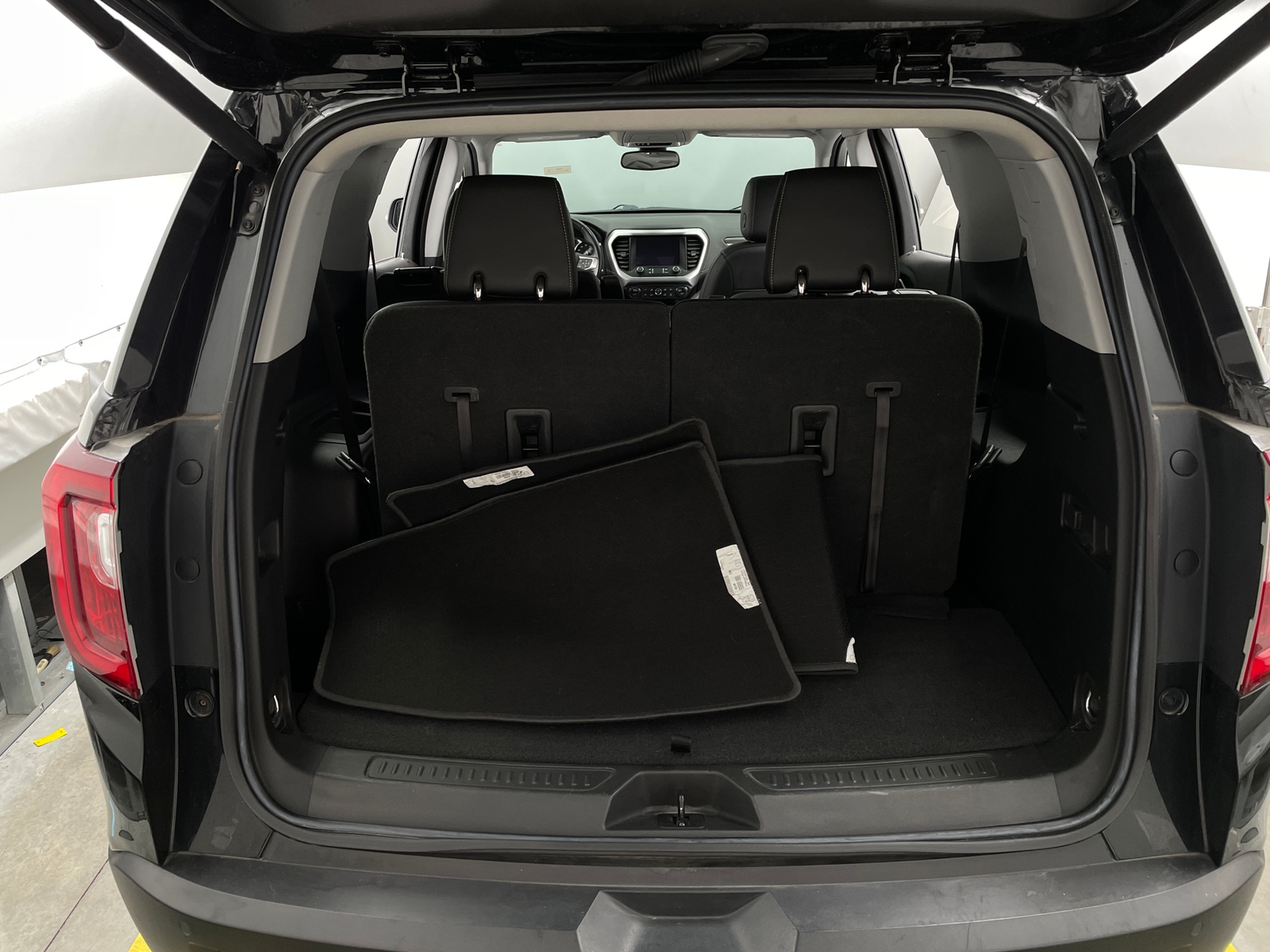 Thumbnail: 2022 GMC Acadia - 6