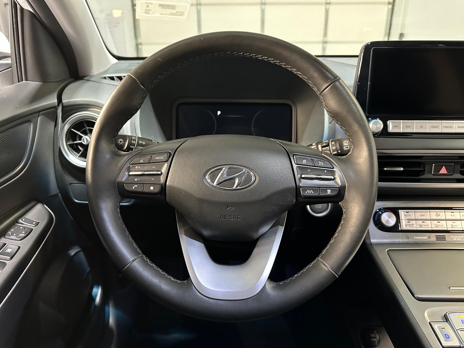 Thumbnail: 2022 Hyundai Kona - 4