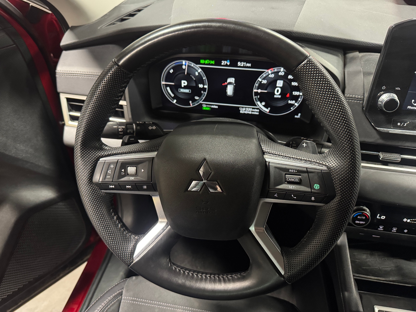 Thumbnail: 2023 Mitsubishi Outlander - 5