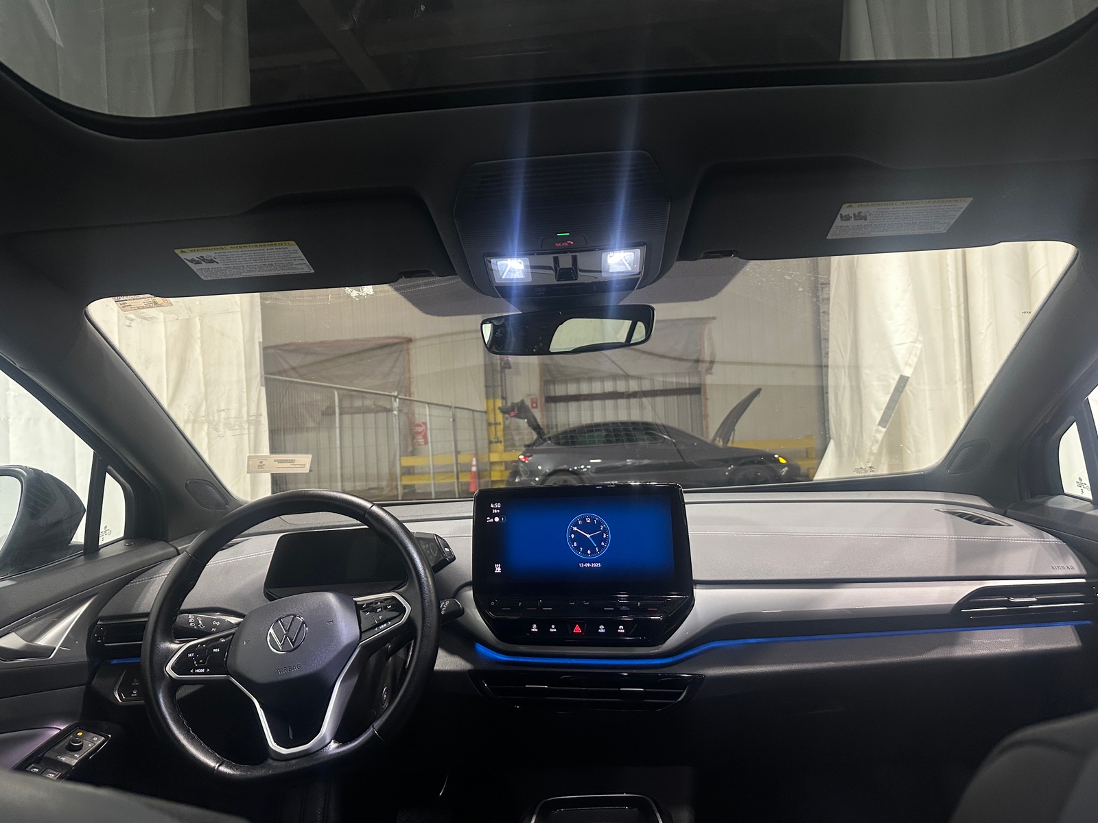 Thumbnail: 2023 Volkswagen ID.4 - 2