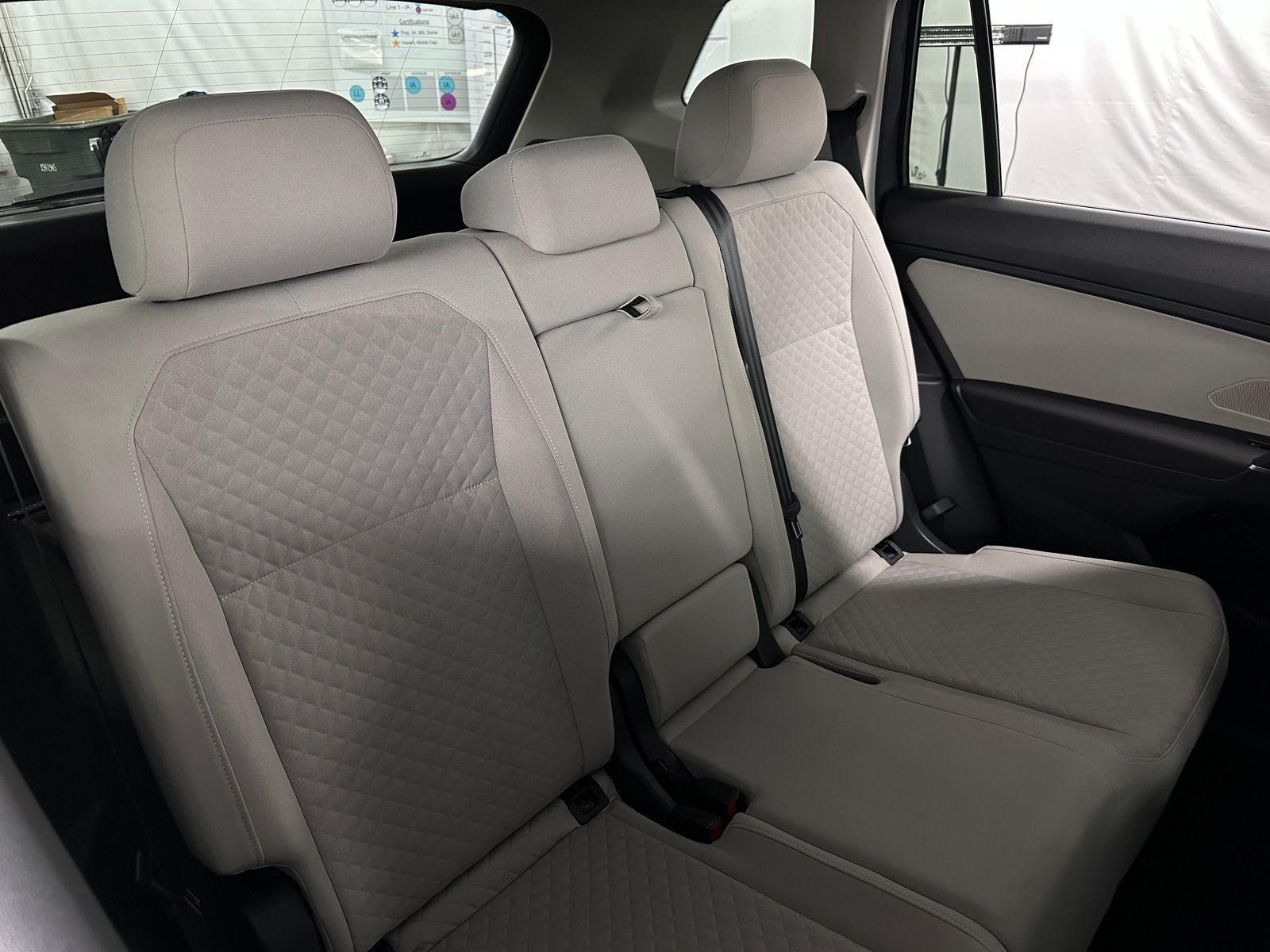 Thumbnail: 2020 Volkswagen Tiguan - 6