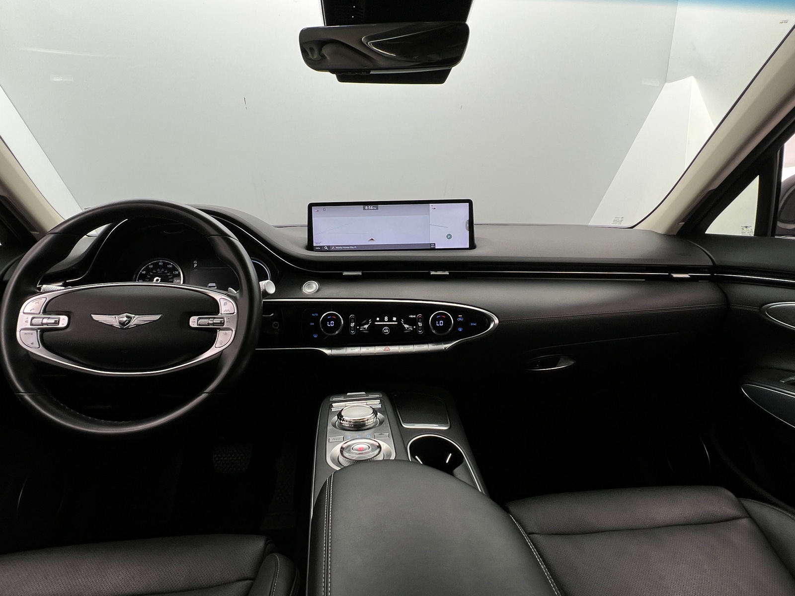 Thumbnail: 2022 Genesis GV70 - 2