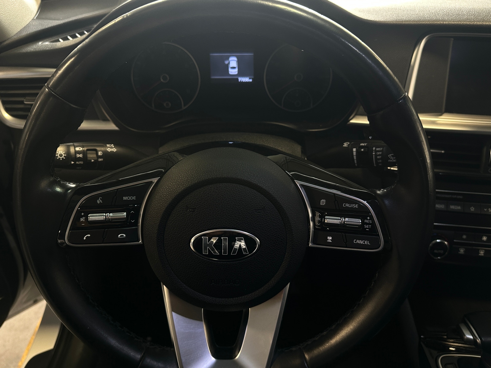 Thumbnail: 2019 Kia Optima - 4