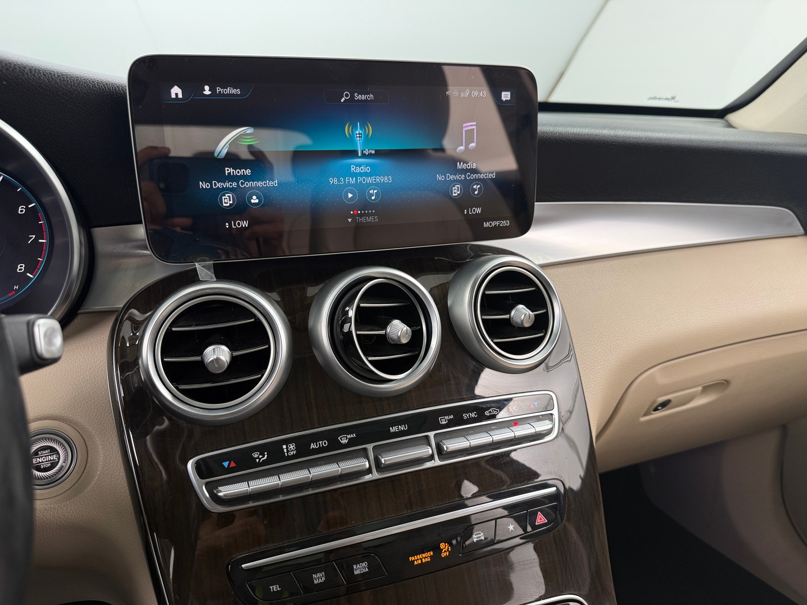 Thumbnail: 2021 Mercedes-Benz GLC - 3