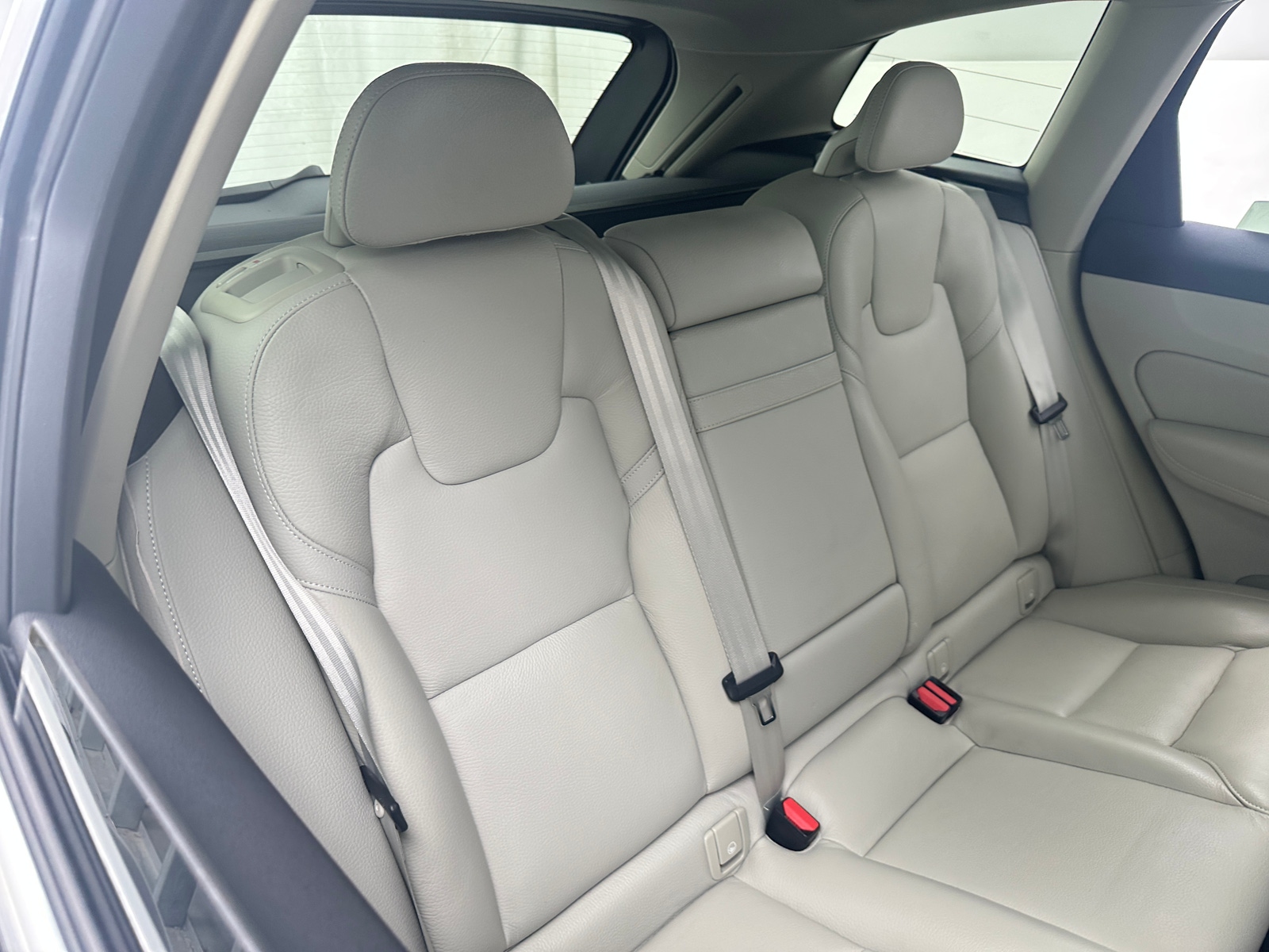 Thumbnail: 2019 Volvo XC60 - 5