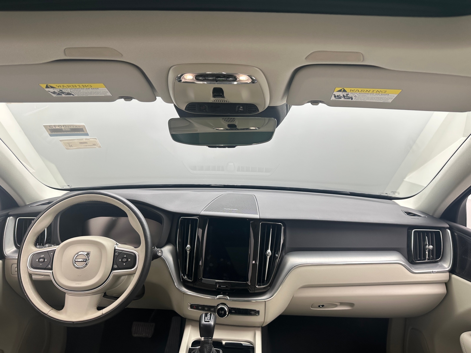 Thumbnail: 2019 Volvo XC60 - 2