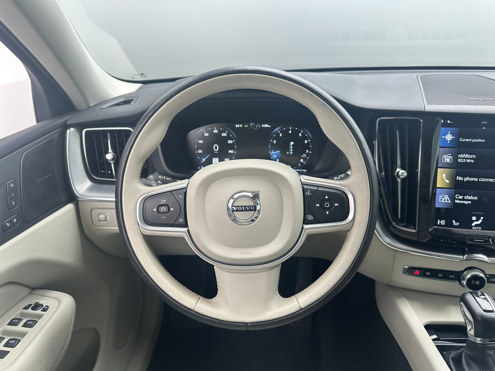 Thumbnail: 2019 Volvo XC60 - 4
