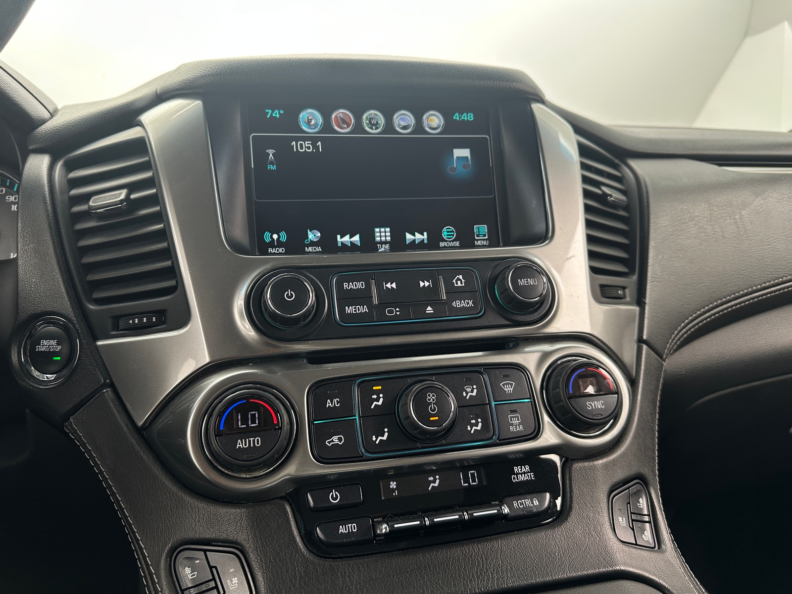 Thumbnail: 2020 Chevrolet Suburban - 3