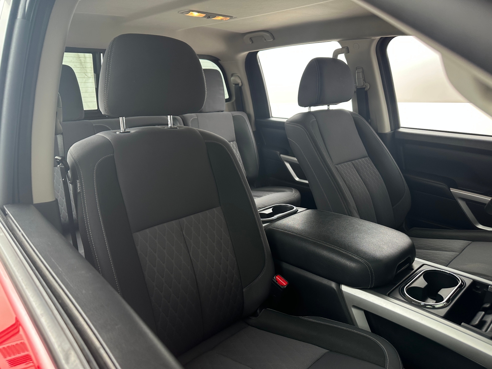 Thumbnail: 2021 Nissan Titan - 2