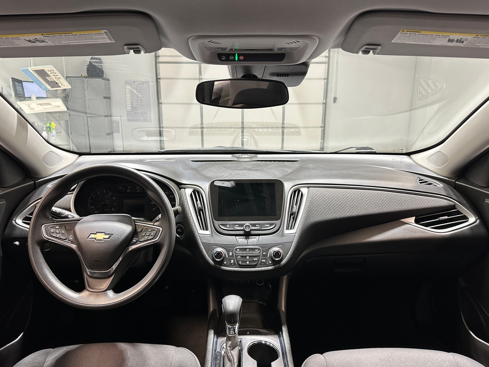 Thumbnail: 2023 Chevrolet Malibu - 3