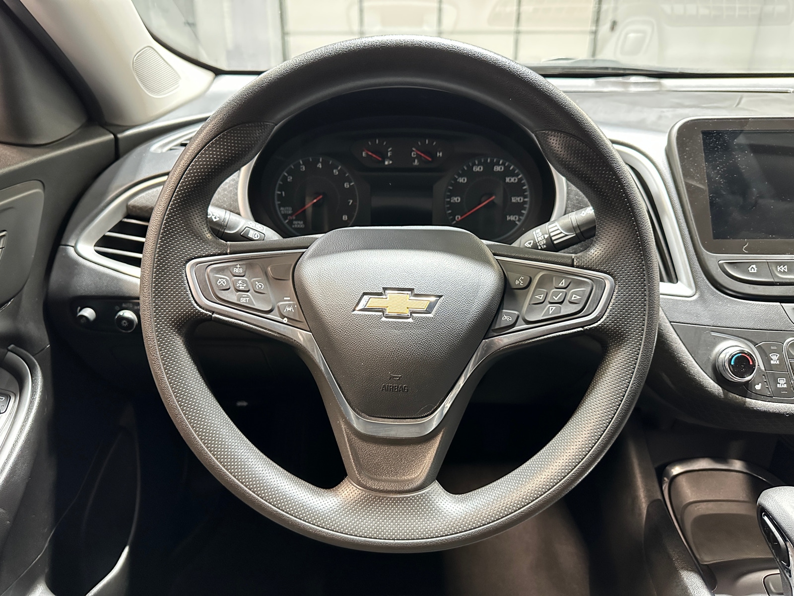 Thumbnail: 2023 Chevrolet Malibu - 5