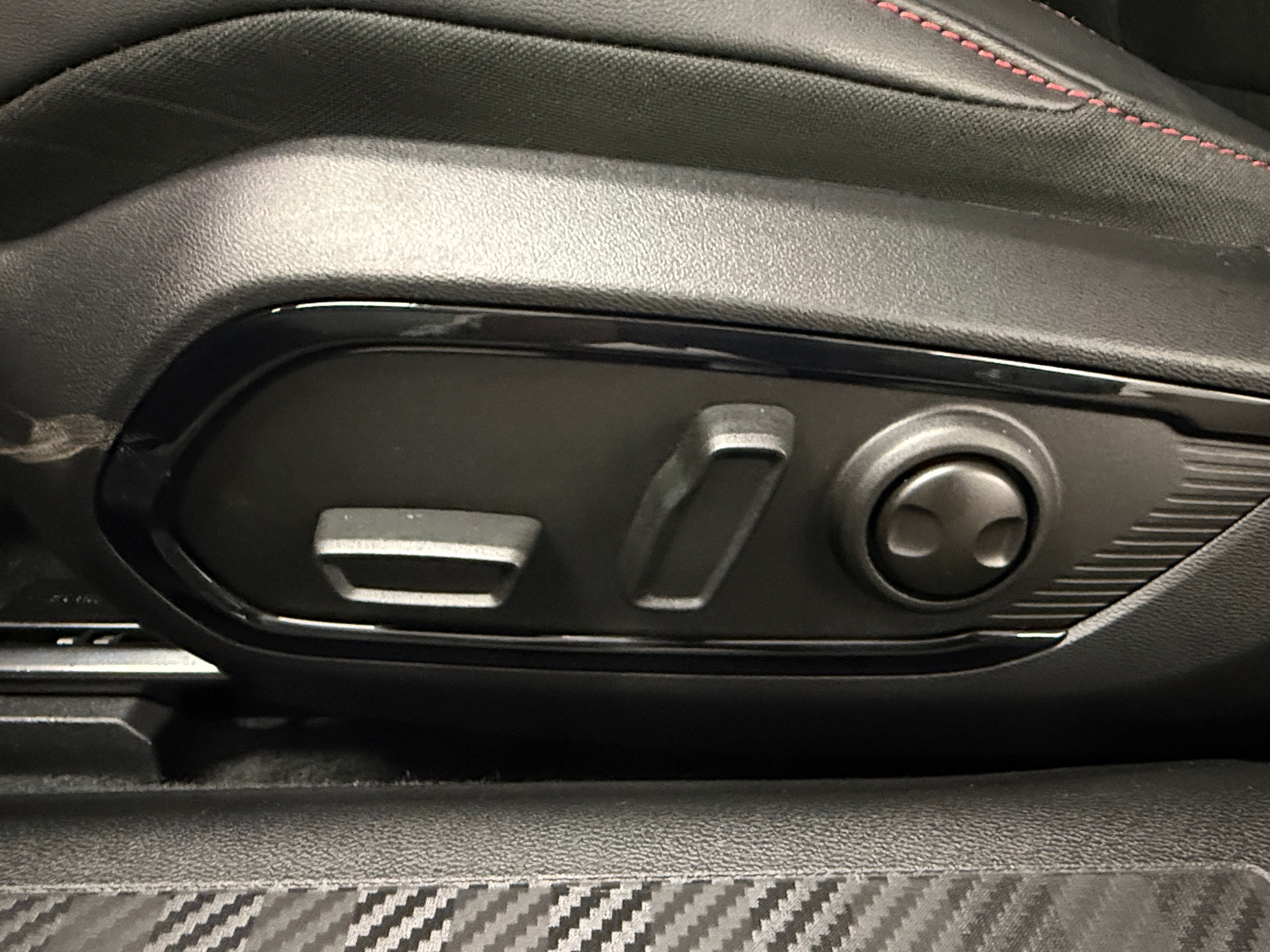 Used 2025 Dodge Charger Daytona R/T with VIN 2C3CDBCK9SR559828 for sale in Oak Creek, WI