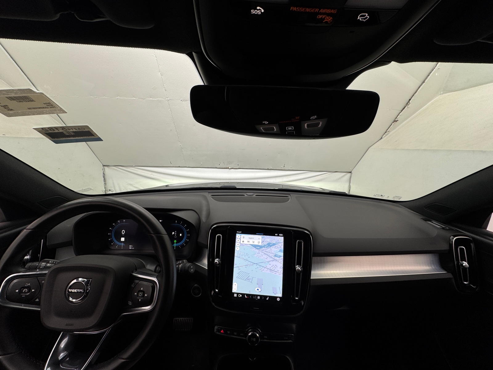 Thumbnail: 2024 Volvo XC40 - 3