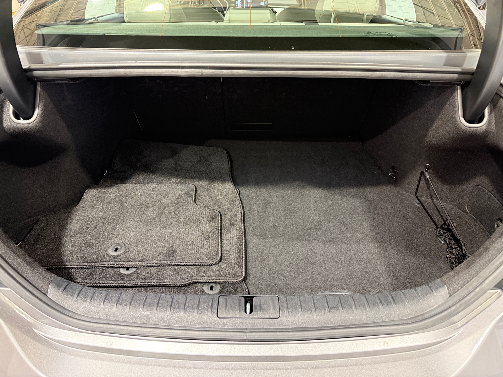 Thumbnail: 2025 Genesis G70 - 6