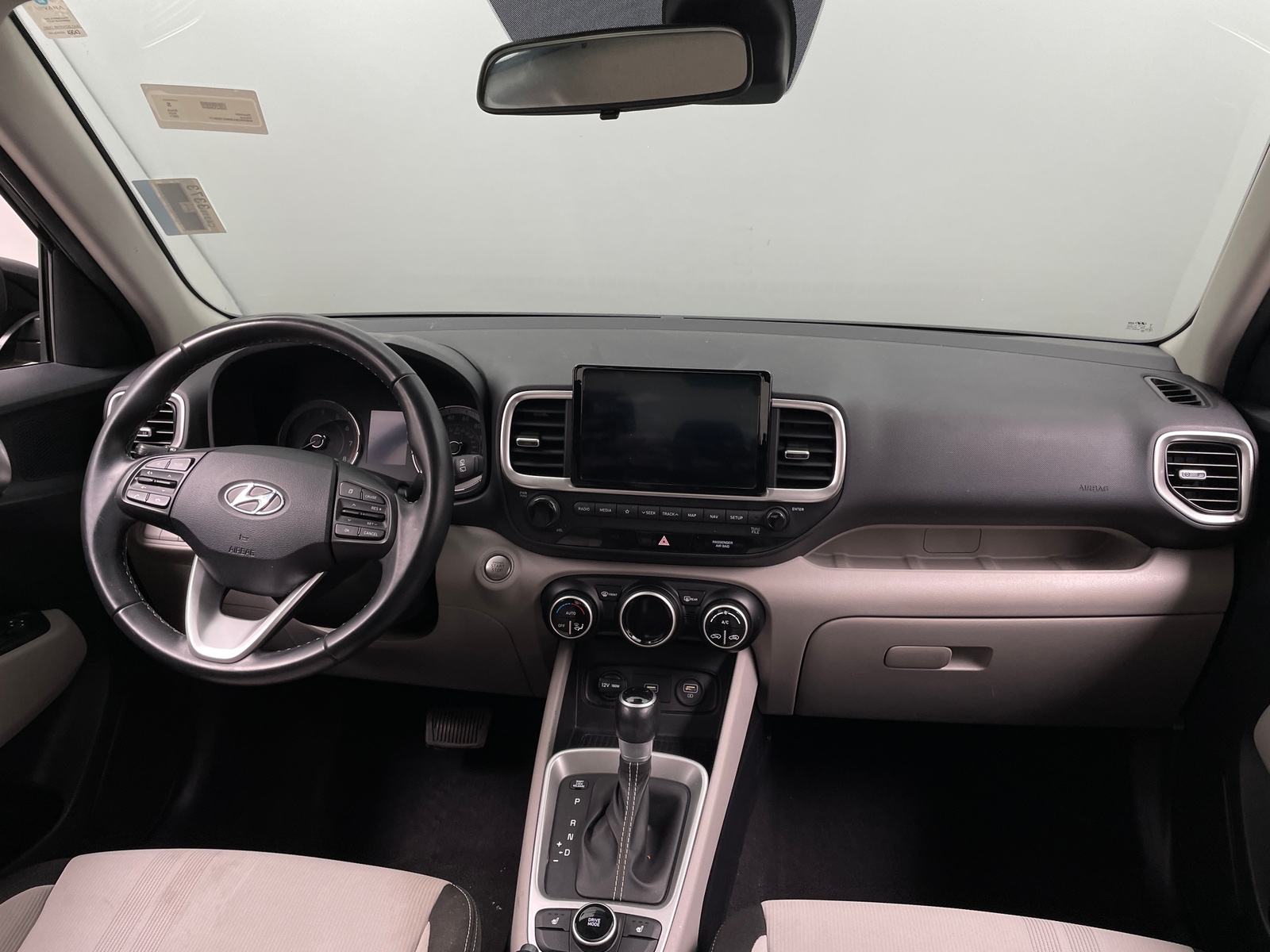 Thumbnail: 2021 Hyundai Venue - 3