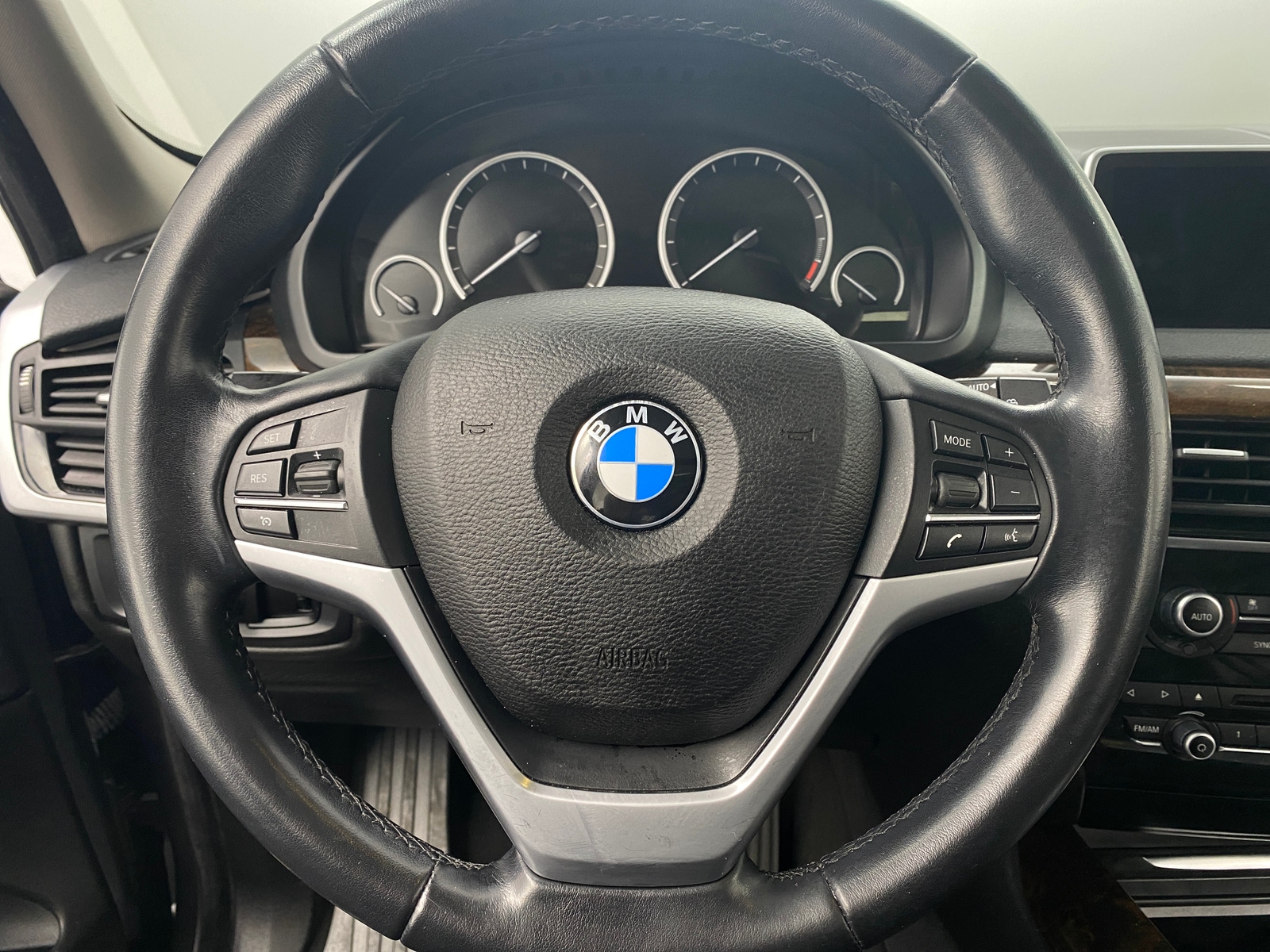 Thumbnail: 2015 BMW X5 - 4