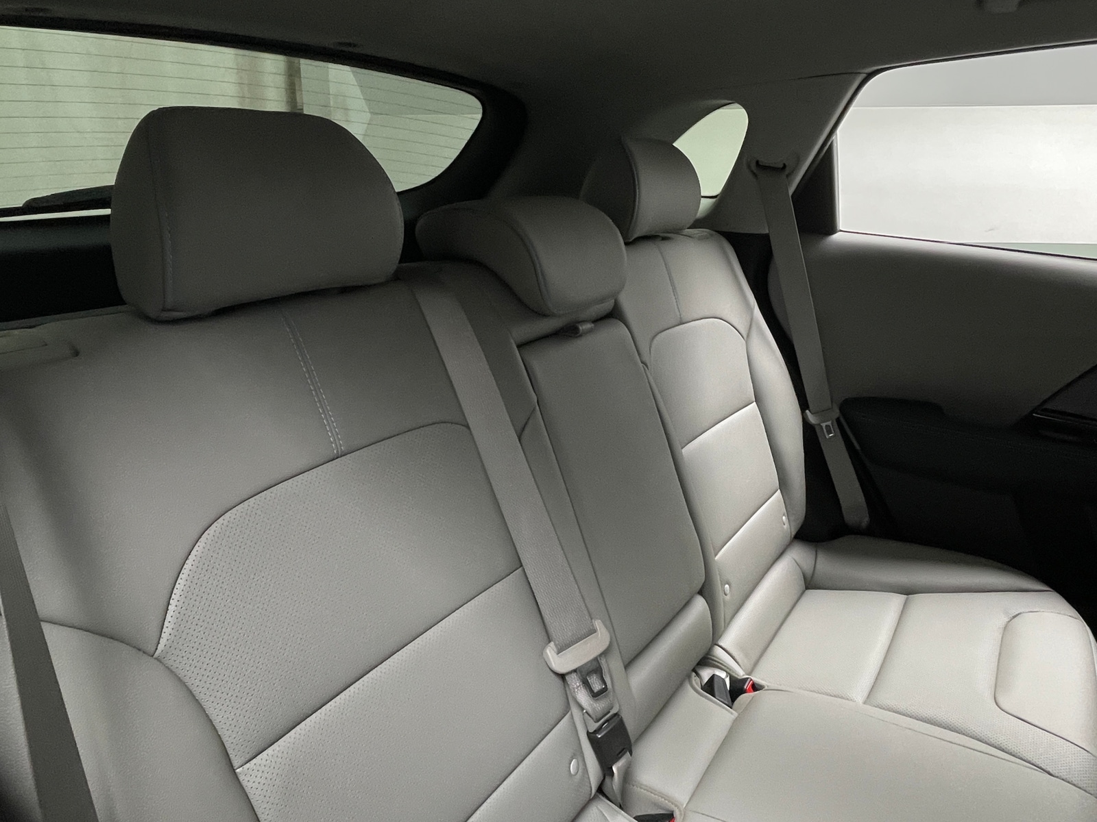 Thumbnail: 2020 Kia Niro - 5