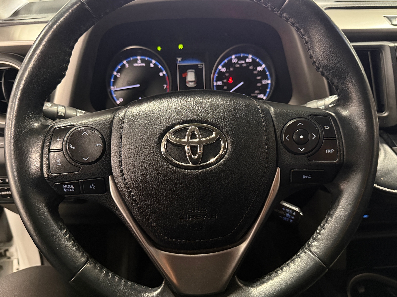 Thumbnail: 2018 Toyota RAV4 - 5