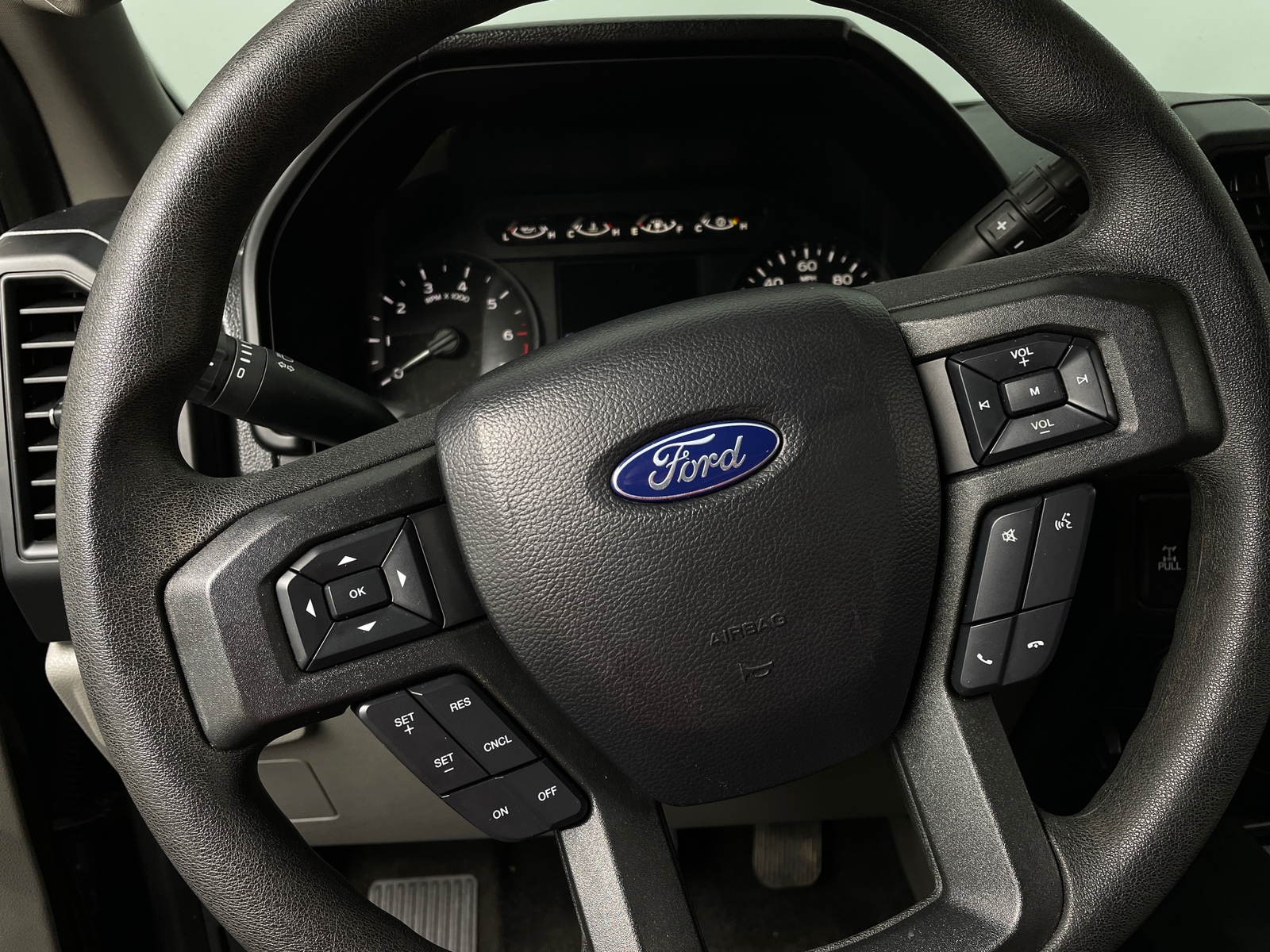 Thumbnail: 2020 Ford Econoline - 5