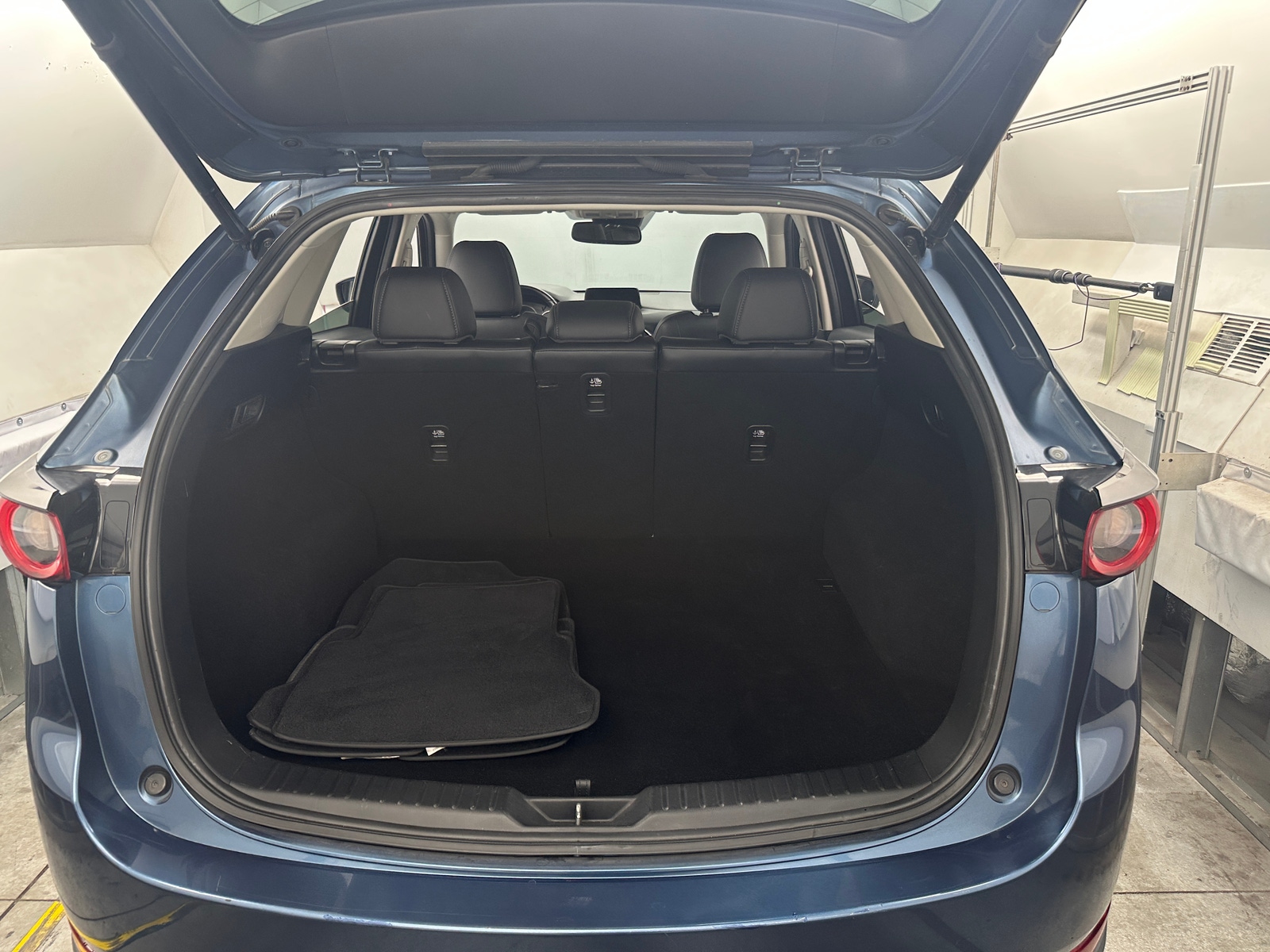 Thumbnail: 2017 Mazda CX-5 - 6