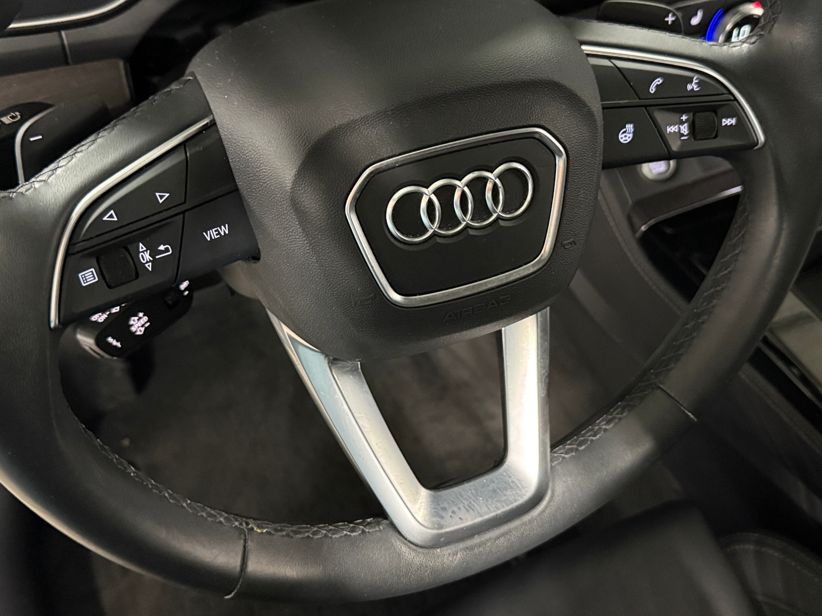 Thumbnail: 2021 Audi Q5 - 4